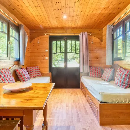 Vakantiehuis La Roulotte Jaune Monsac